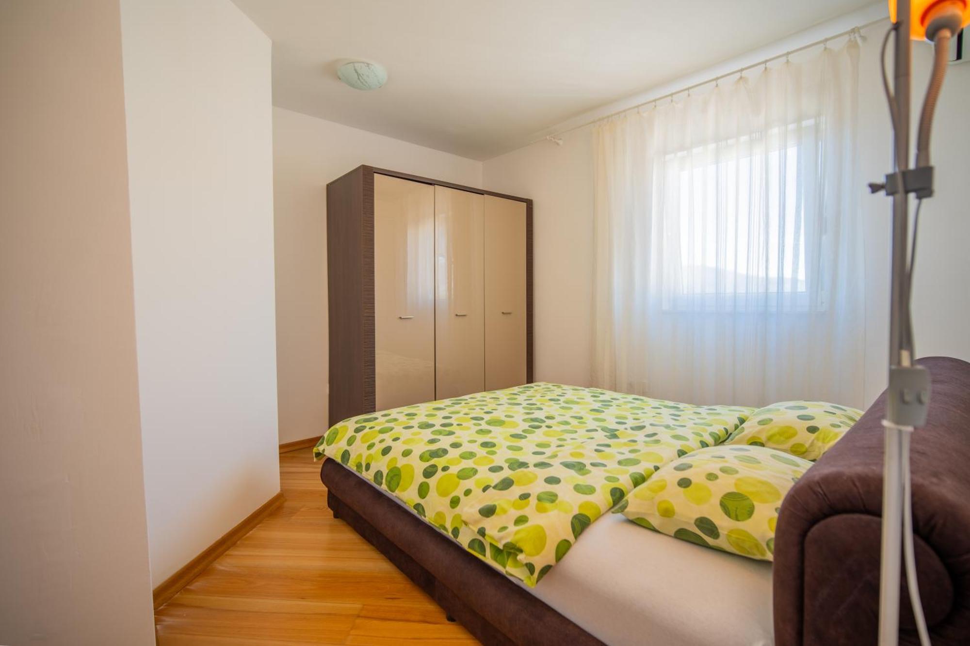 Apartman Centar Tivat Kültér fotó