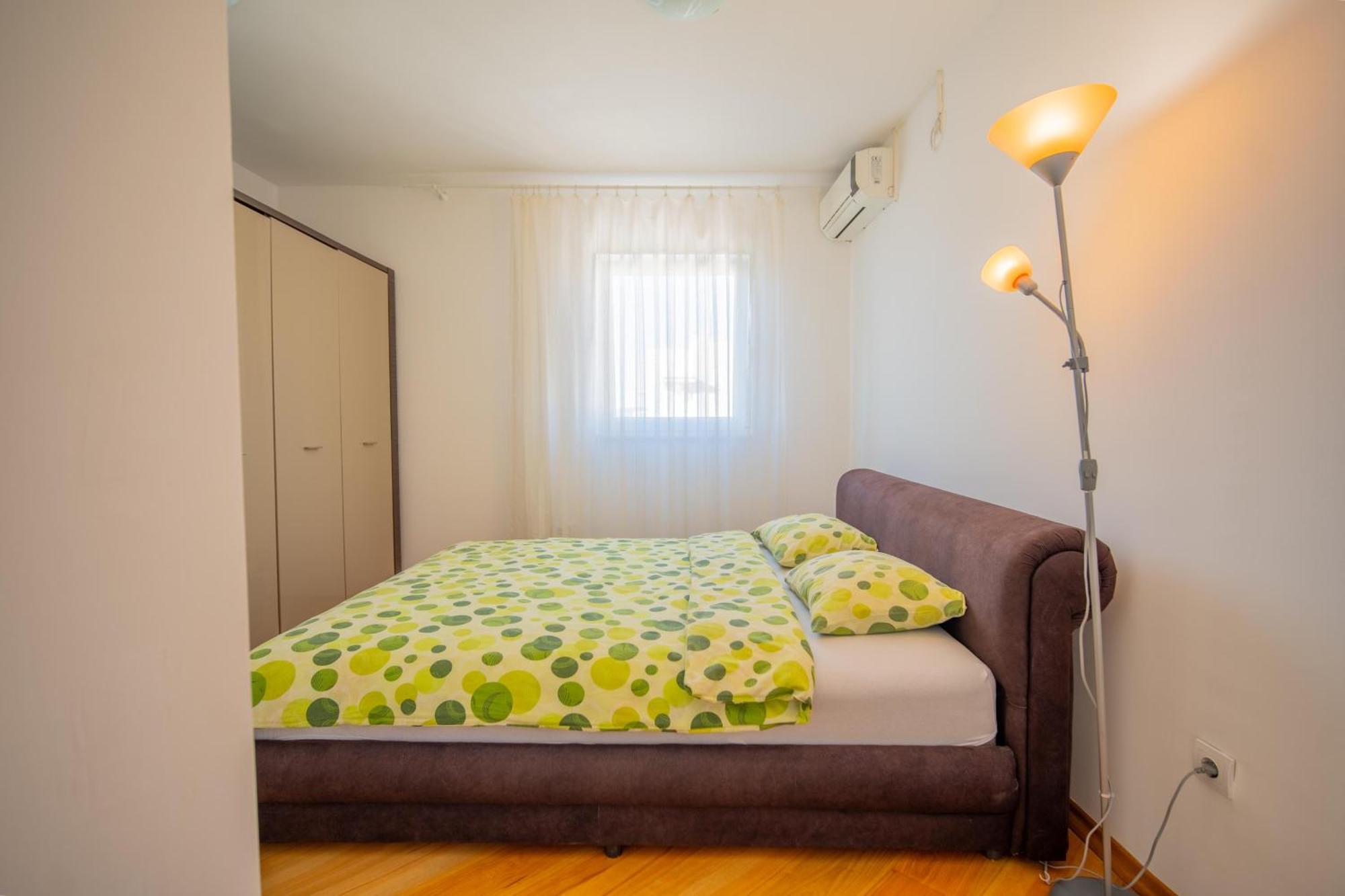 Apartman Centar Tivat Kültér fotó